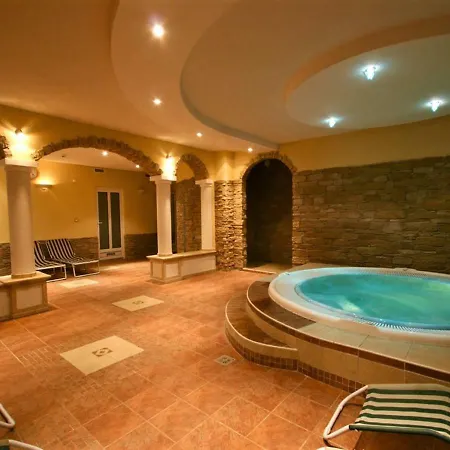 Apartment Garda Apartman4 Heviz