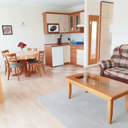 Garda Apartman4 Apartment